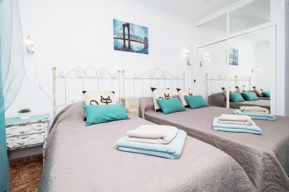 Espanhouse Almoradi 7 Торрев'єха Екстер'єр фото